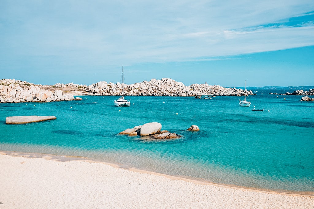 Ile Lavezzi Corse - Top 10 des plus belles plages de Corse